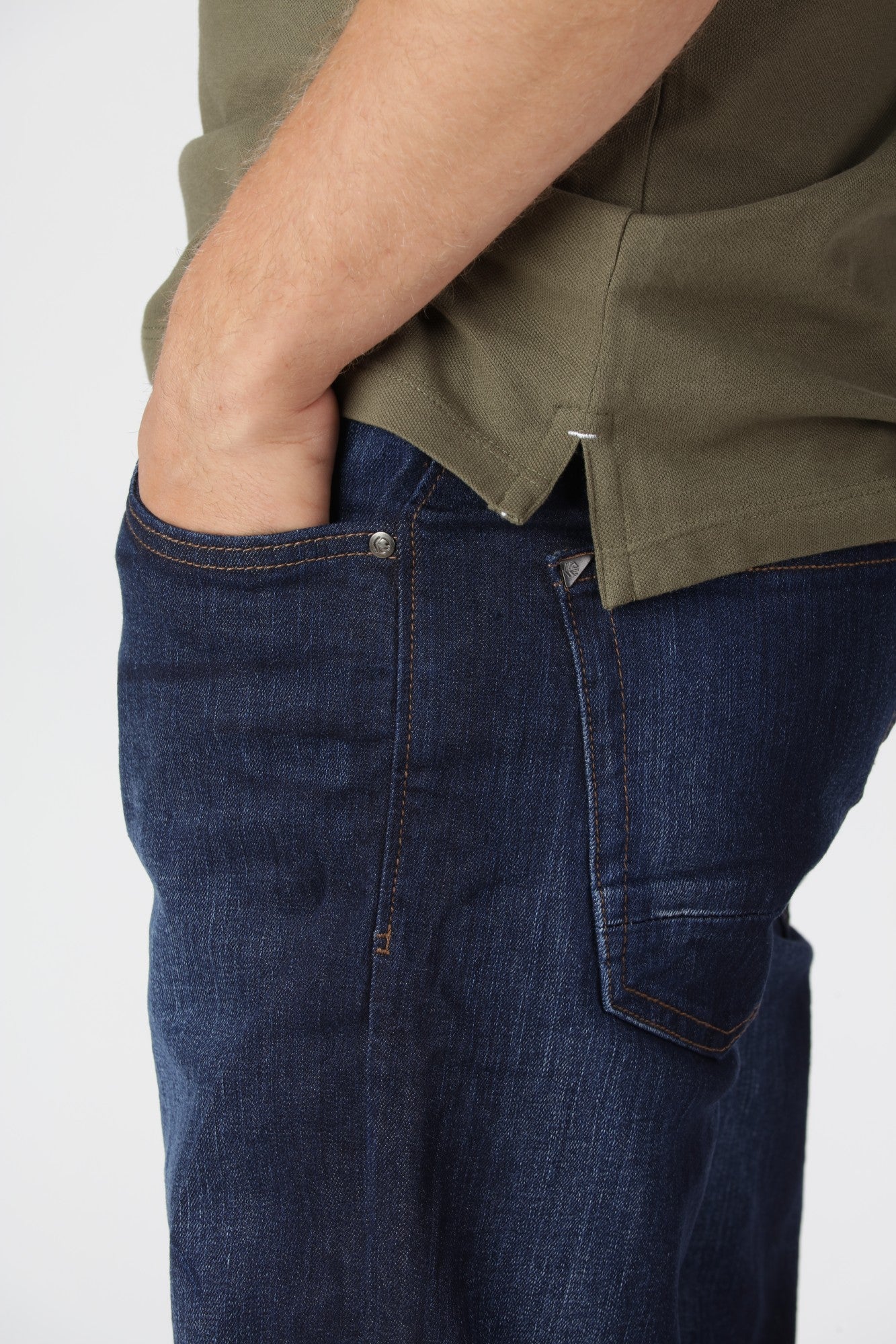 Jeans Tony, Blau