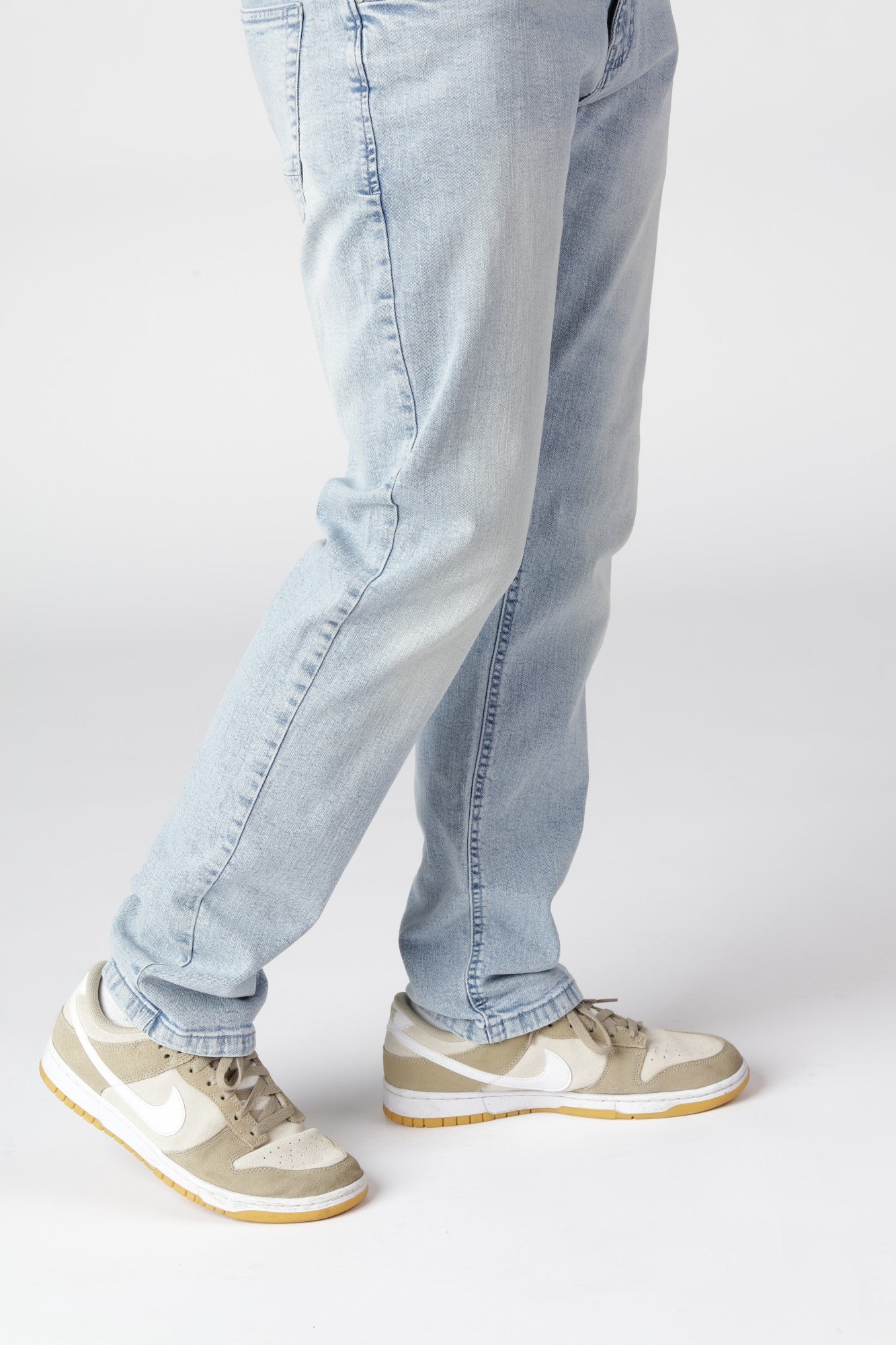 Jeans Tony, Eisblau